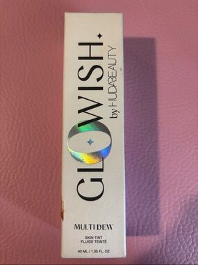HUDA BEAUTY Glowish Multi Dew Skin Tint - Deep Tan